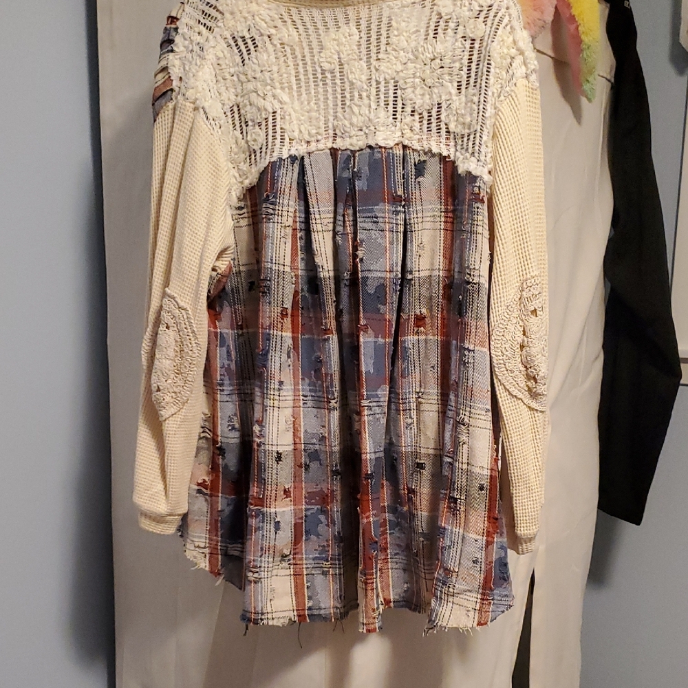 POL Plaid Button-Up Shirt with Crochet Details - Picture 5 of 5